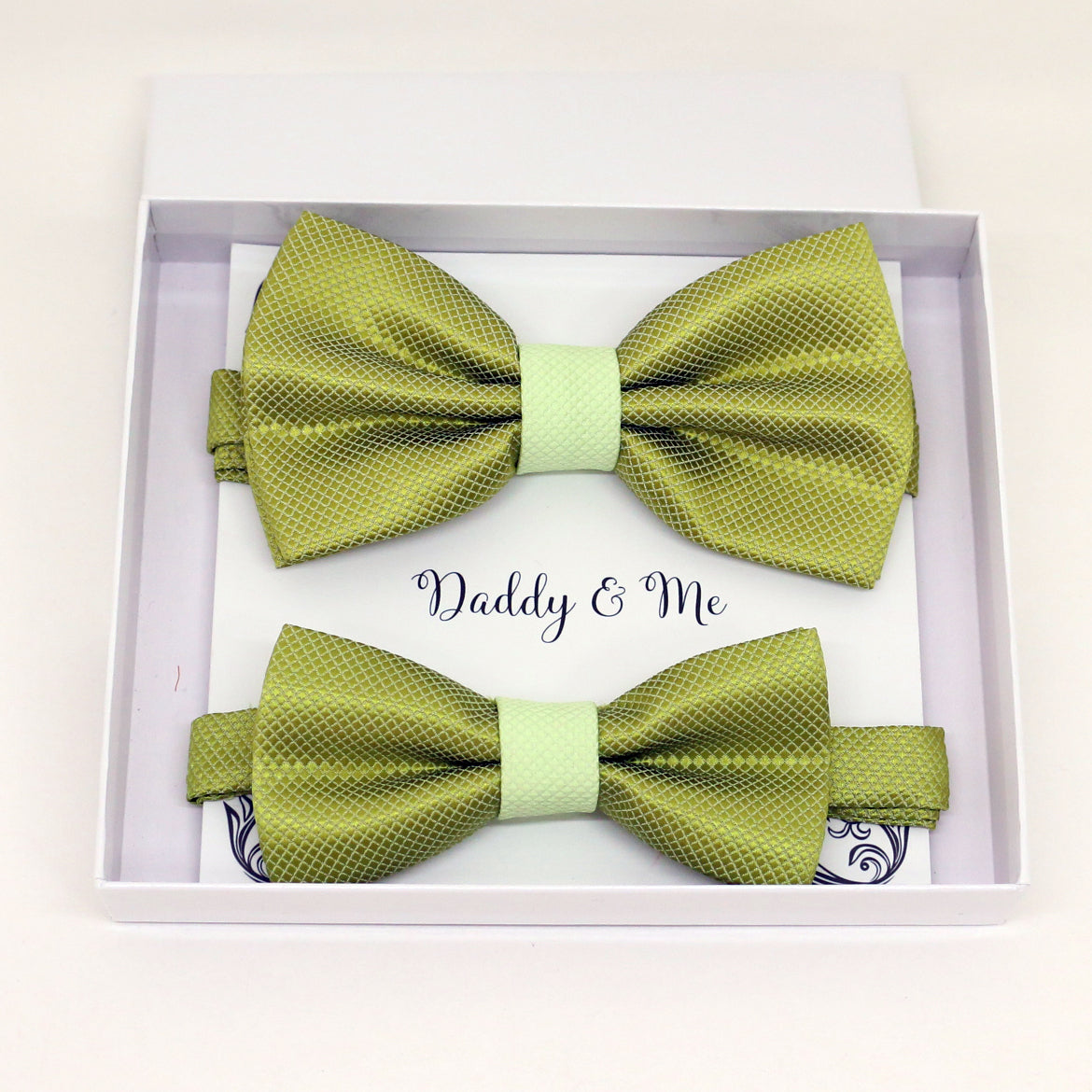 Green Bow tie set for daddy and son, Daddy and me bow tie gift set, Grandpa and me, Green Kids Toddler bow, Green bow tie, Father son match