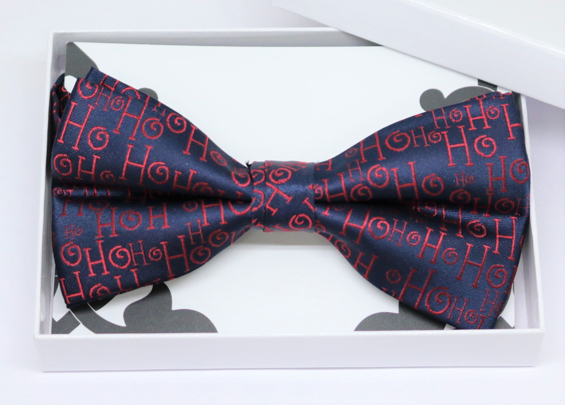 Navy Santa bow tie, Best man request gift, Groomsman bow tie, Man of honor gift, Best man bow tie, best man gift, Chrismtas bow, thank you